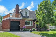 1072 Richard Avenue, Billings Bridge - Riverside Park and Area, ON K1H 8C4