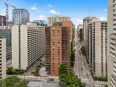 475 Laurier Avenue W 2001, Ottawa Centre, ON K1R 7X1