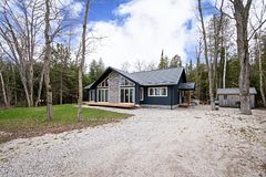 27 Whippoorwill Road, Northern Bruce Peninsula, ON N0H 1W0