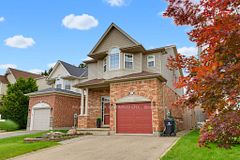 592 Little Dover Crescent, Waterloo, ON N2K 4E5