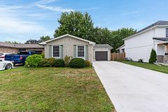 122 Foxridge Drive, Cambridge, ON N3C 3M8