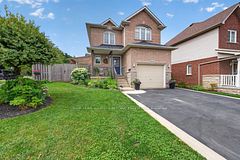 104 Udell Way, Grimsby, ON L3M 5N4