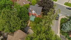 1088 King Street E, Hamilton, ON L8M 1E3
