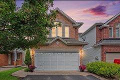 45 Coleridge Street, Carlington - Central Park, ON K2C 4G2