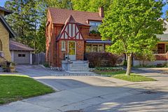 16 Clenray Place, London East, ON N6A 3Z1