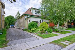 20 Maple Street, St. Thomas, ON N5R 1Y9