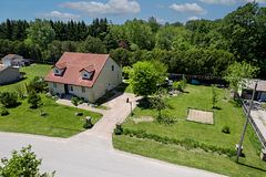 176 Eastman Avenue, Strathroy-Caradoc, ON N7G 3K1