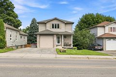 216 Thames Street N, Ingersoll, ON N5C 3E4
