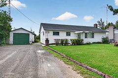 2871 Burbrook Road, Kingston, ON K7P 2Y7