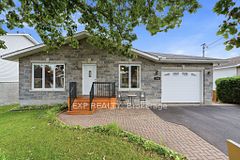 2465 Woods Street, Clarence-Rockland, ON K4K 1J3