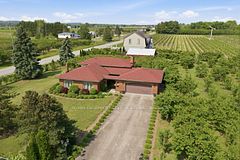 710 Concession 2 Road, Niagara-on-the-Lake, ON L0S 1J0