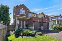 4852 Northgate Crescent, Lincoln, ON L3J 0E8