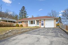 8 Gordon Street, Cambridge, ON N1S 2G4