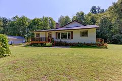 86 SACK Road, Petawawa, ON K8H 2W8