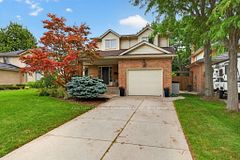 603 Country Club Mews, London South, ON N6C 5R1