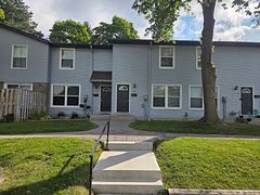 70 Fiddlers Green Road 100, London North, ON N6H 4R4