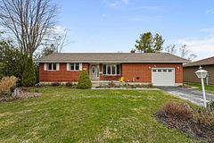 33960 Queen Street, Bluewater, ON N0M 2T0
