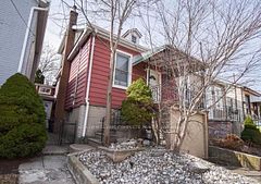 27 Mill Street, Hamilton, ON L8R 2E2