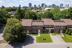 121 University Avenue E 80, Waterloo, ON N2J 4J1
