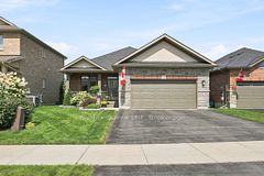 40 Farmington Crescent, Belleville, ON K8N 0J8