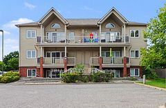 165 Waterbridge Drive 7, Barrhaven, ON K2G 7G3