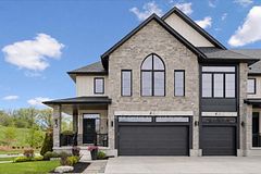 3 Queensbrook Crescent, Cambridge, ON N1S 0E5