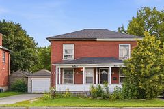598 Coronation Boulevard, Cambridge, ON N1R 3E8
