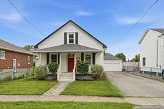 61 Wallace Avenue, Port Colborne, ON L3K 3X5