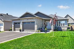 450 Central Park Boulevard, Russell, ON K4R 0C6