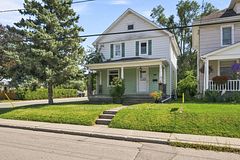 135 Mcgill Street, Quinte West, ON K8V 3K3