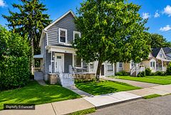 5 Newlands Avenue, Hamilton, ON L8H 2T4