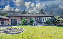 21 Loma Drive, Hamilton, ON L8G 2W6
