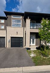 138 Renfrew Trail, Welland, ON L3C 0K2