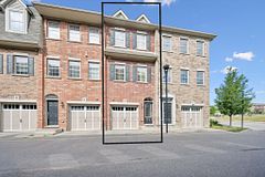 4 Cheltenham Mews, Kitchener, ON N2H 0B2
