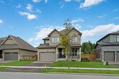 517 Bridgeport Avenue, Manotick - Kars - Rideau Twp and Area, ON K4M 0E9
