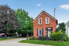 17 Francis Street, Carleton Place, ON K7C 2J5