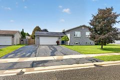 3 Winfield Street, Petawawa, ON K8H 0A1