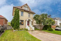 223 Marks St S, Thunder Bay, ON P7E 1L9