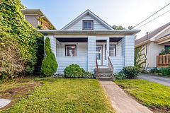 20 Stuart Avenue, St. Catharines, ON L2R 1M7