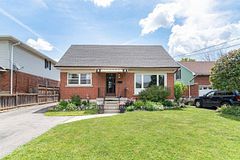 43 Wyngate Avenue E, Hamilton, ON L8G 1T3