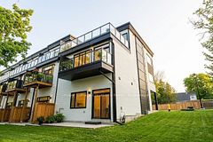 25 Lansdowne Street S 1, Blue Mountains, ON N0H 2P0