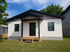 2388 BOSWELL Street, St. Clair, ON N0N 1B0