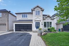 57 Golflinks Drive, Barrhaven, ON K2J 4Y4