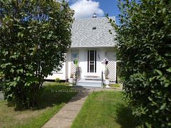 267 Frederica Street W, Thunder Bay, ON P7E 3W1