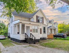 523 Caron Avenue, Windsor, ON N9A 5B5