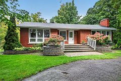 8431 Victoria Street, Greely - Metcalfe - Osgoode - Vernon and Area, ON K0A 2P0