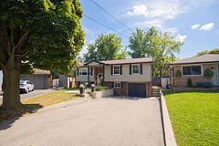 57 Valery Court, Hamilton, ON L9C 2W2