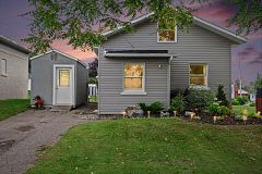 3 McKenzie Avenue, Smiths Falls, ON K7A 3G4