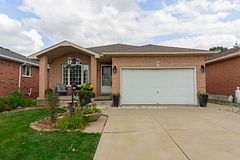 54 Republic Avenue, Hamilton, ON L9B 2G7