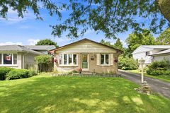 65 Villeneuve Crescent, London East, ON N5V 1M7